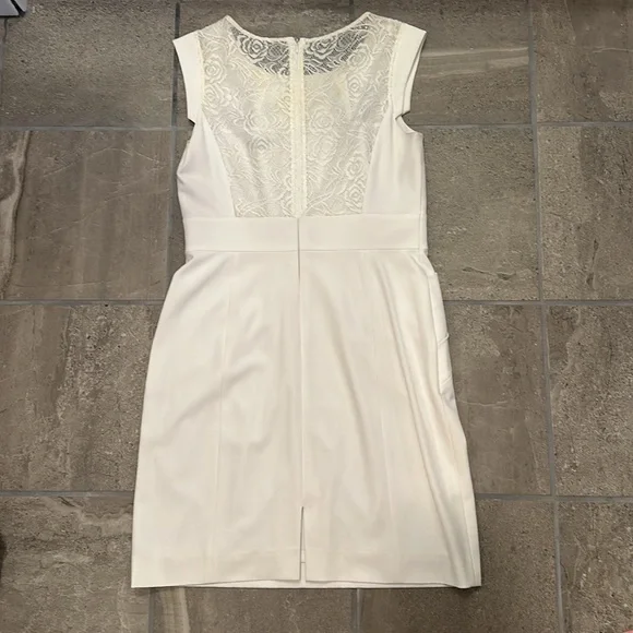 White Gianni Bini Midi Dress - Picture 2 of 5